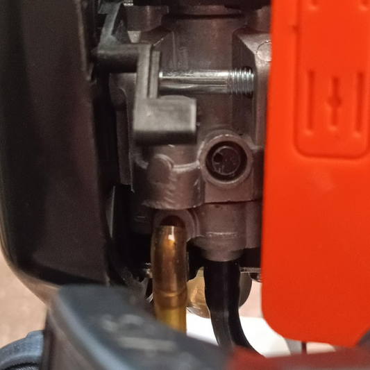 Cacciavite regolazione carburatore