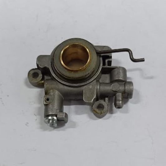 pompa olio motosega Stihl 039