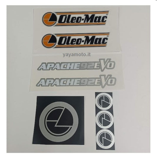 Serie etichette adesivi trattorino Oleomac