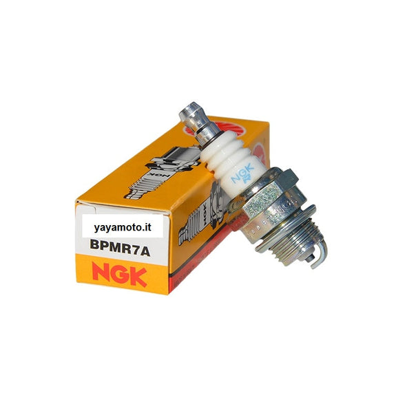 Candela a palo a tre lati L7T Elettrodo a 2 tempi Motosega a benzina Decespugliatore Motore 2500 Candela a palo a tre lati L7T Elettrodo a 2 tempi Motosega a benzina Decespugliatore Motore 2500